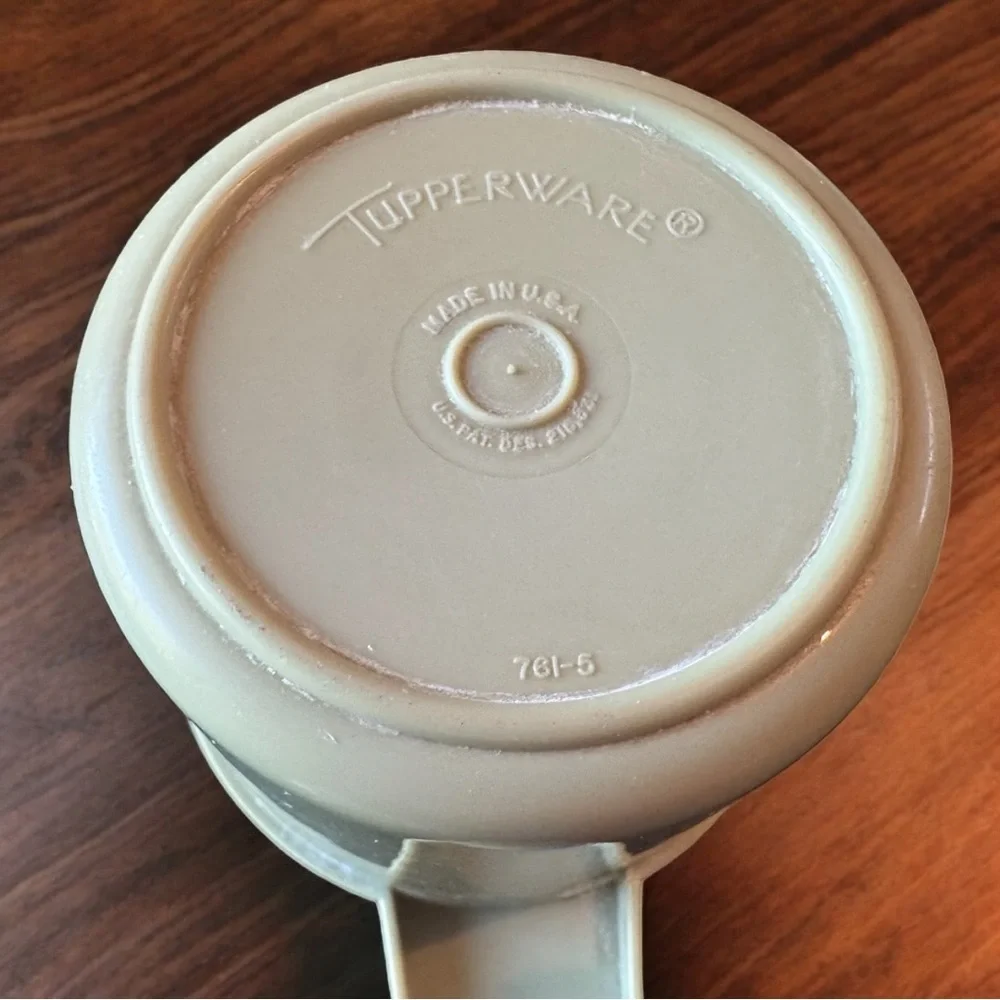 Vintage Tupperware Measuring Cups – Avocado Green – 1 Cup, 3/4 Cup, 2/3 Cup